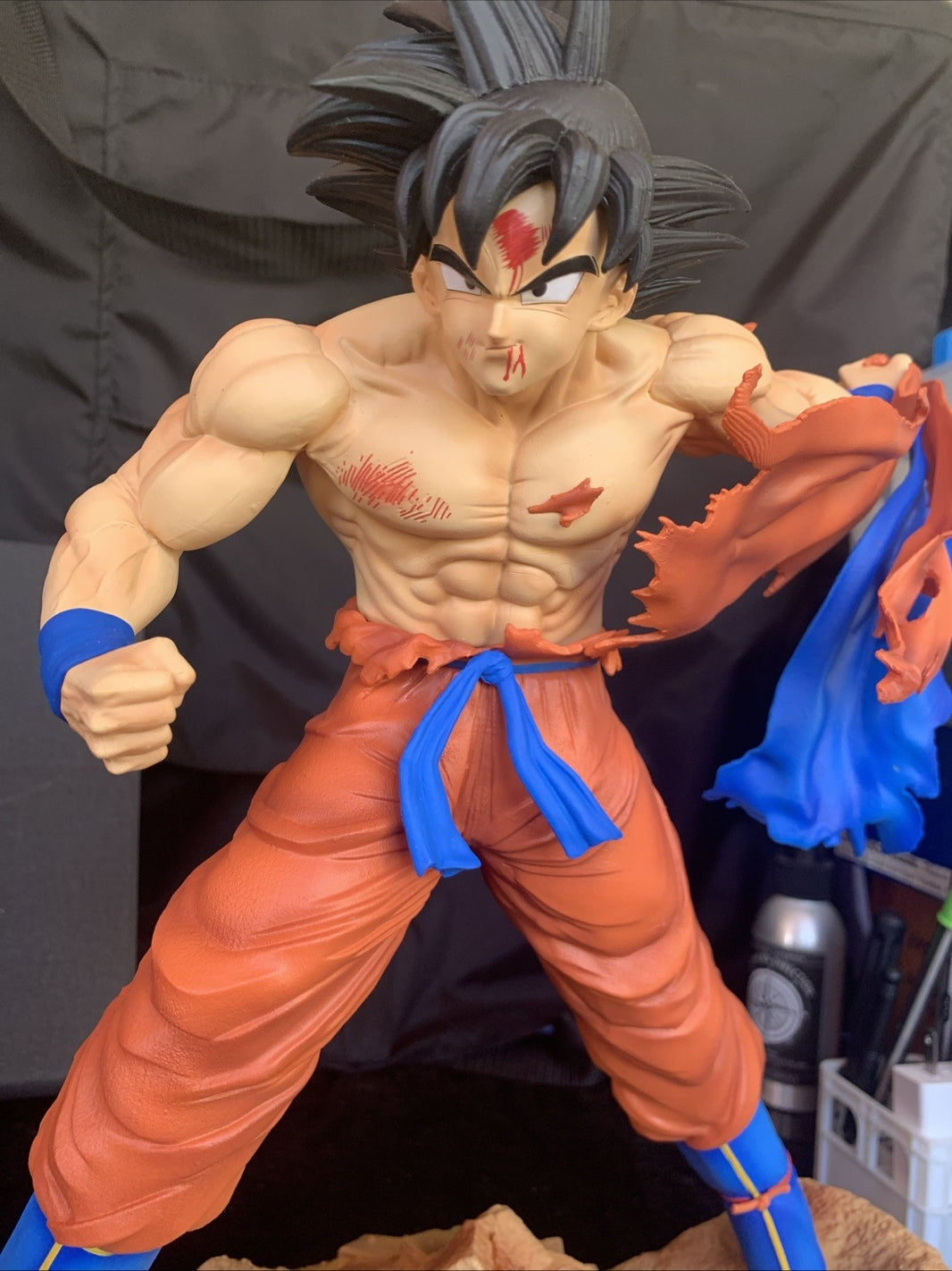 Dragon Ball Z 13in Battle Torn Base Goku PVC Statue Collection Model Toy1