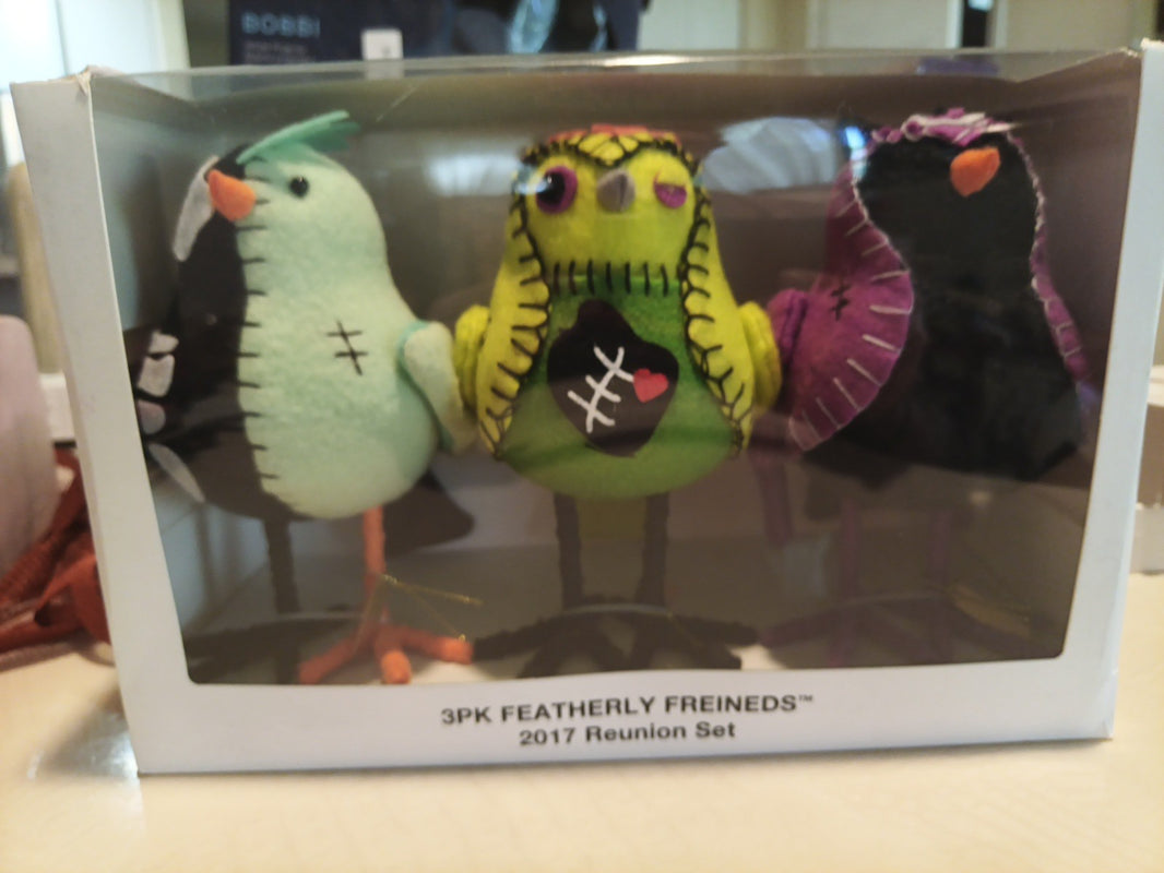 D3 Hyde And Eek Birds Lot Of 3 2017 Birds 2025 Pack Damaged Box0
