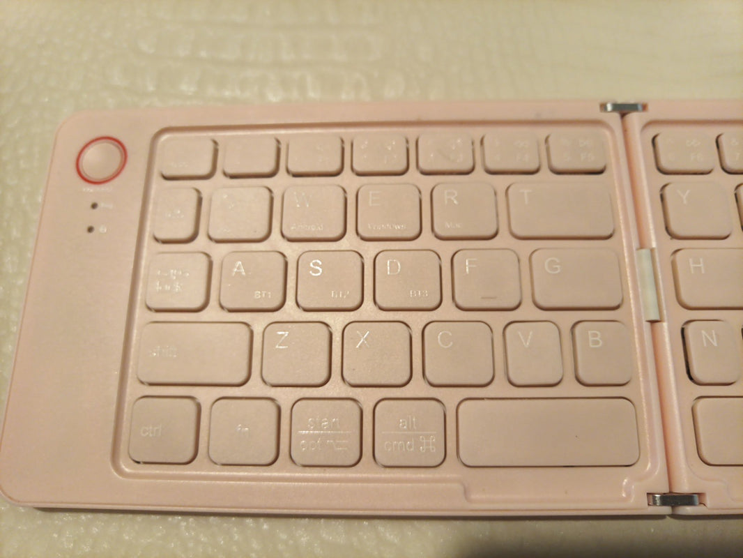 Wireless Foldable Mini Keyboard 3-System Compatible for Tablet/Phone/Laptop1