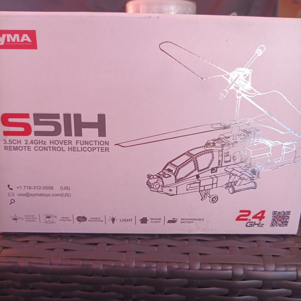 S100 Mini RC Helicopter with Gyro Stabilizer, Altitude Hold, 3.5 Channel, 5-7 Mi0