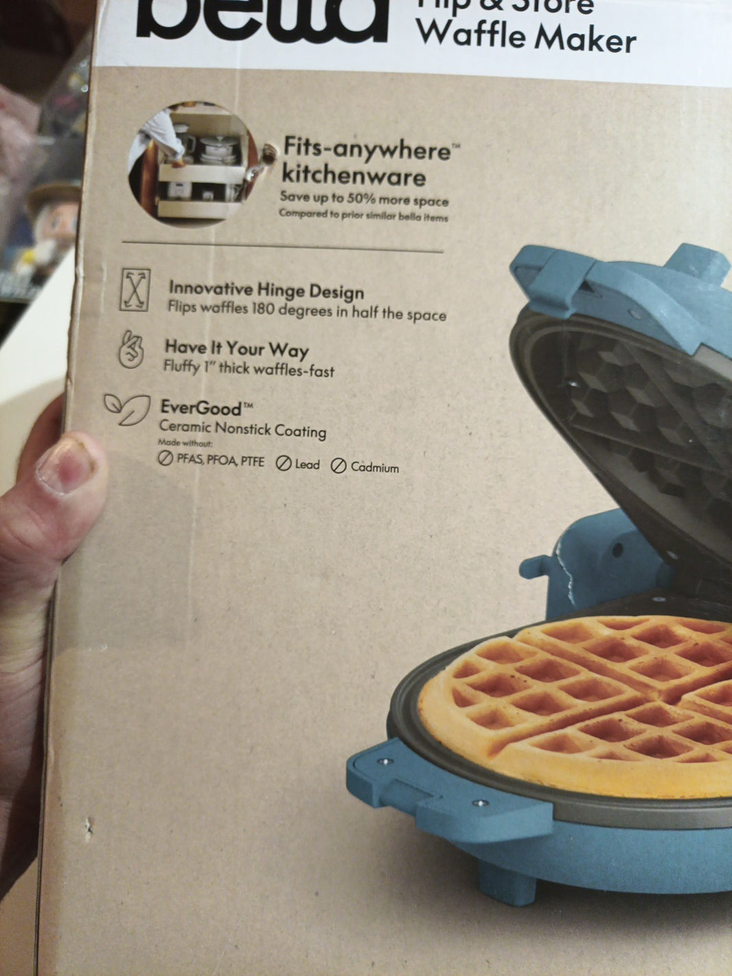 Flip-N-Store Belgian Waffle Maker, Evergood™ Ceramic Nonstick Coating, Surf Blue1