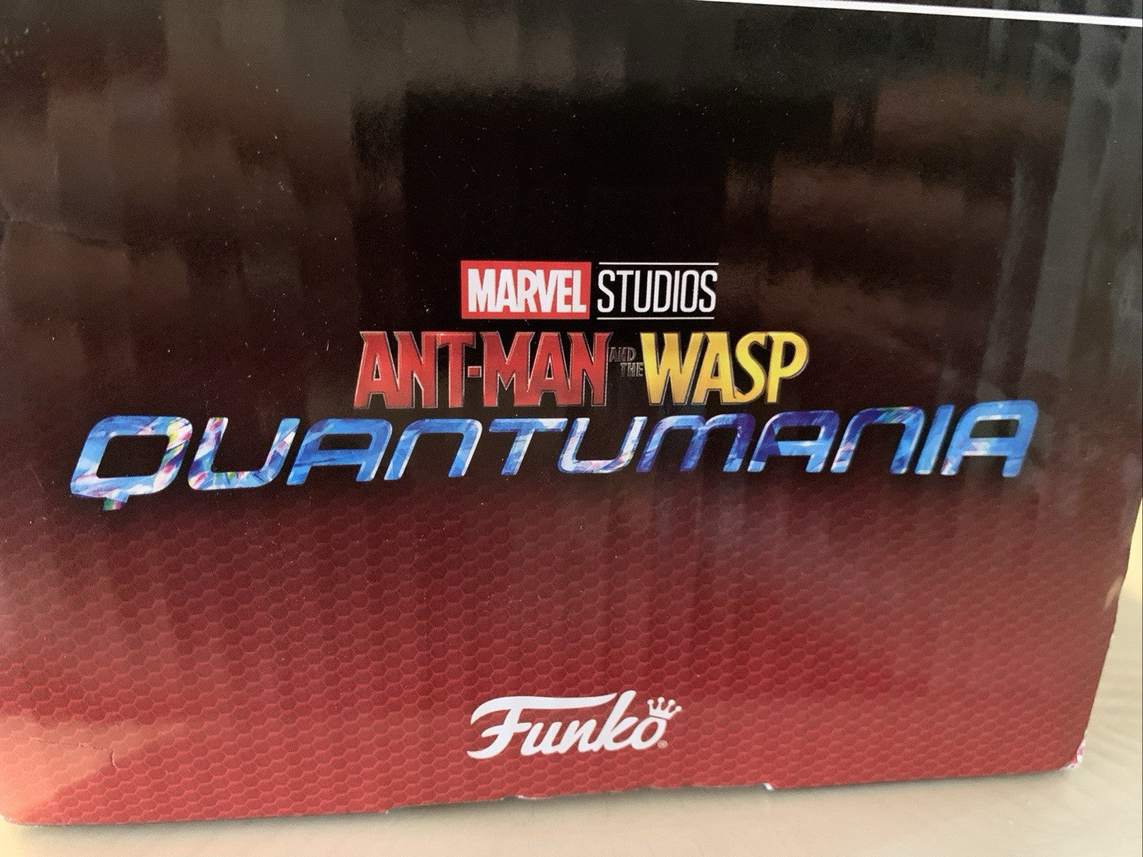 Funko POP! Marvel Collector Corps Ant-Man & The Wasp 5 Pcs Mystery Box Shirt XL2