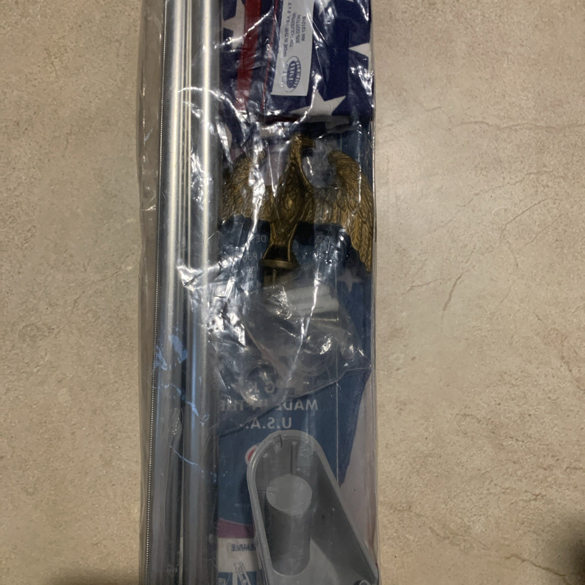 Valley Forge Poly/Cotton 3' x 2' American Flag w/ 4 ft Pole Kit & 5" Eagle ◽️2