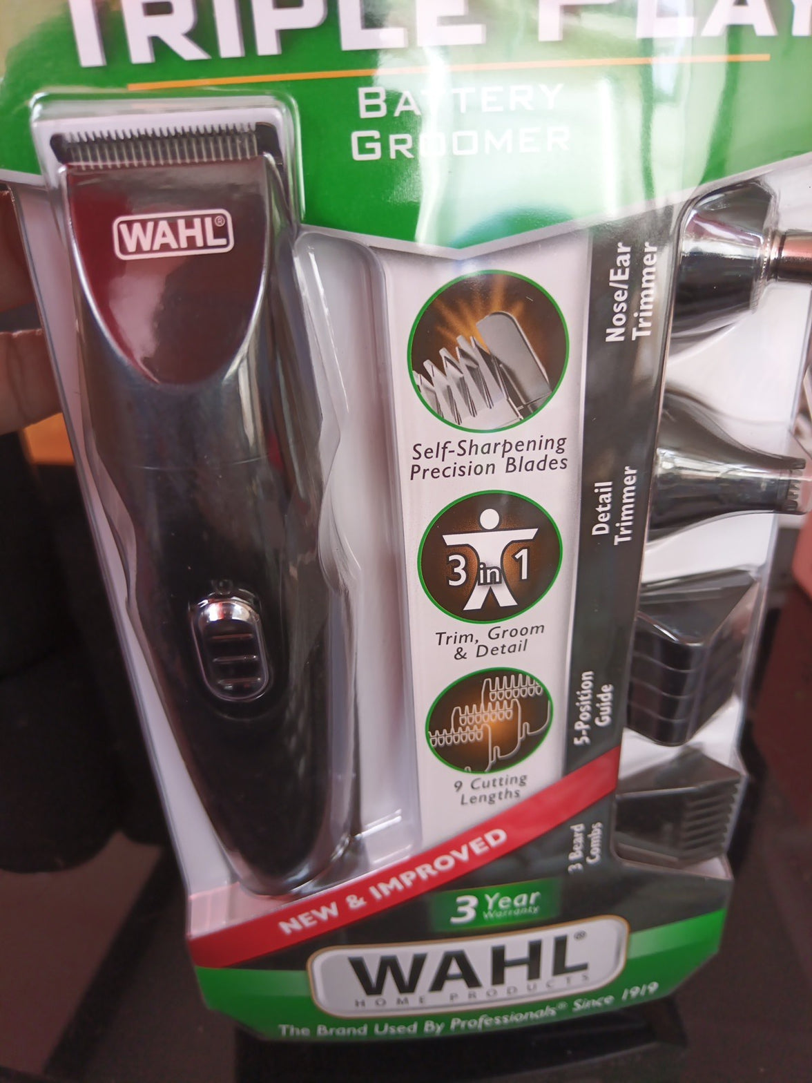 WAHL Triple Play 12 Pc Battery Groomer .. Trim / Groom / Detail NEW In Package 2