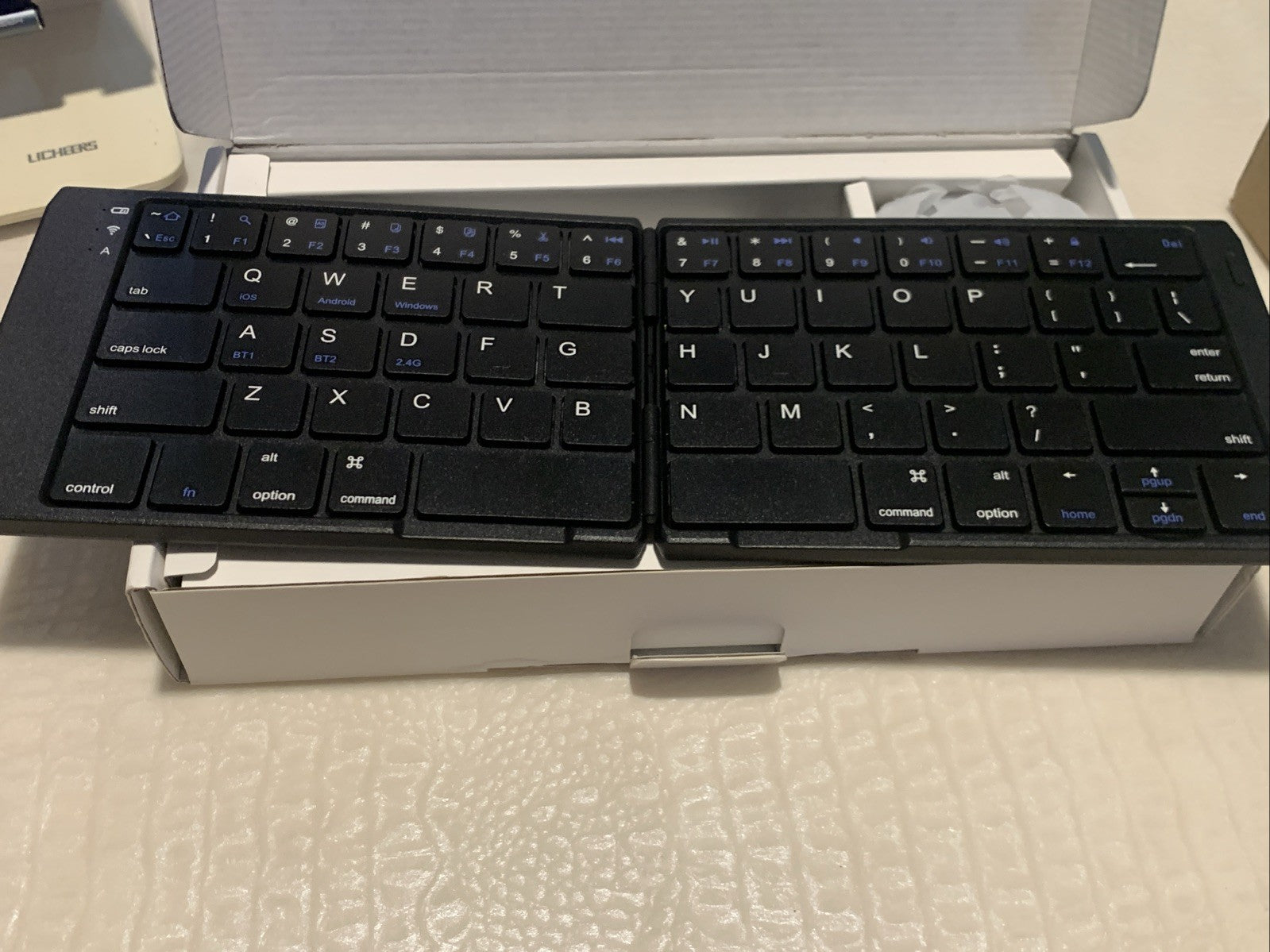 Foldable Keyboard and Mouse, EDJO Folding Wireless Keyboard Mouse Combo5