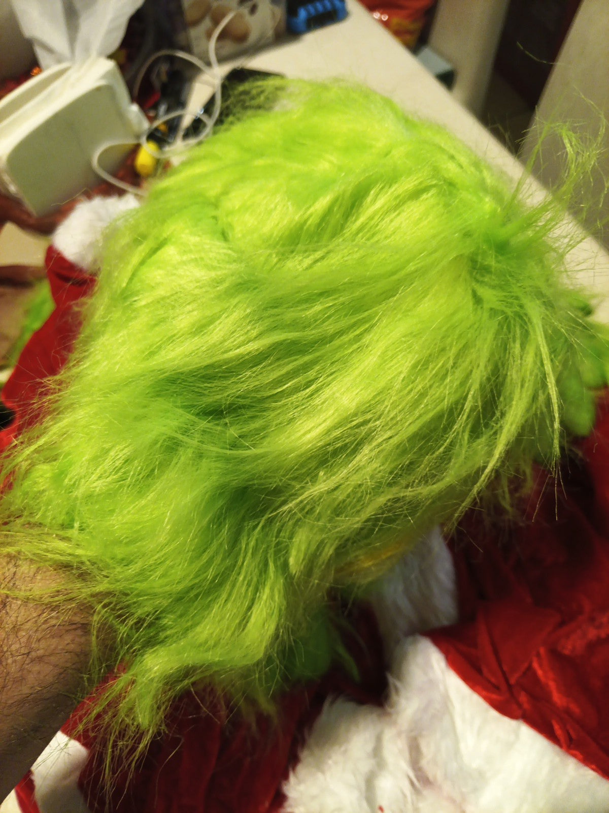 Adult Grinch Costume Mask And Outfit 6 Piece. MASK Might Scare The Kids.  US XL6