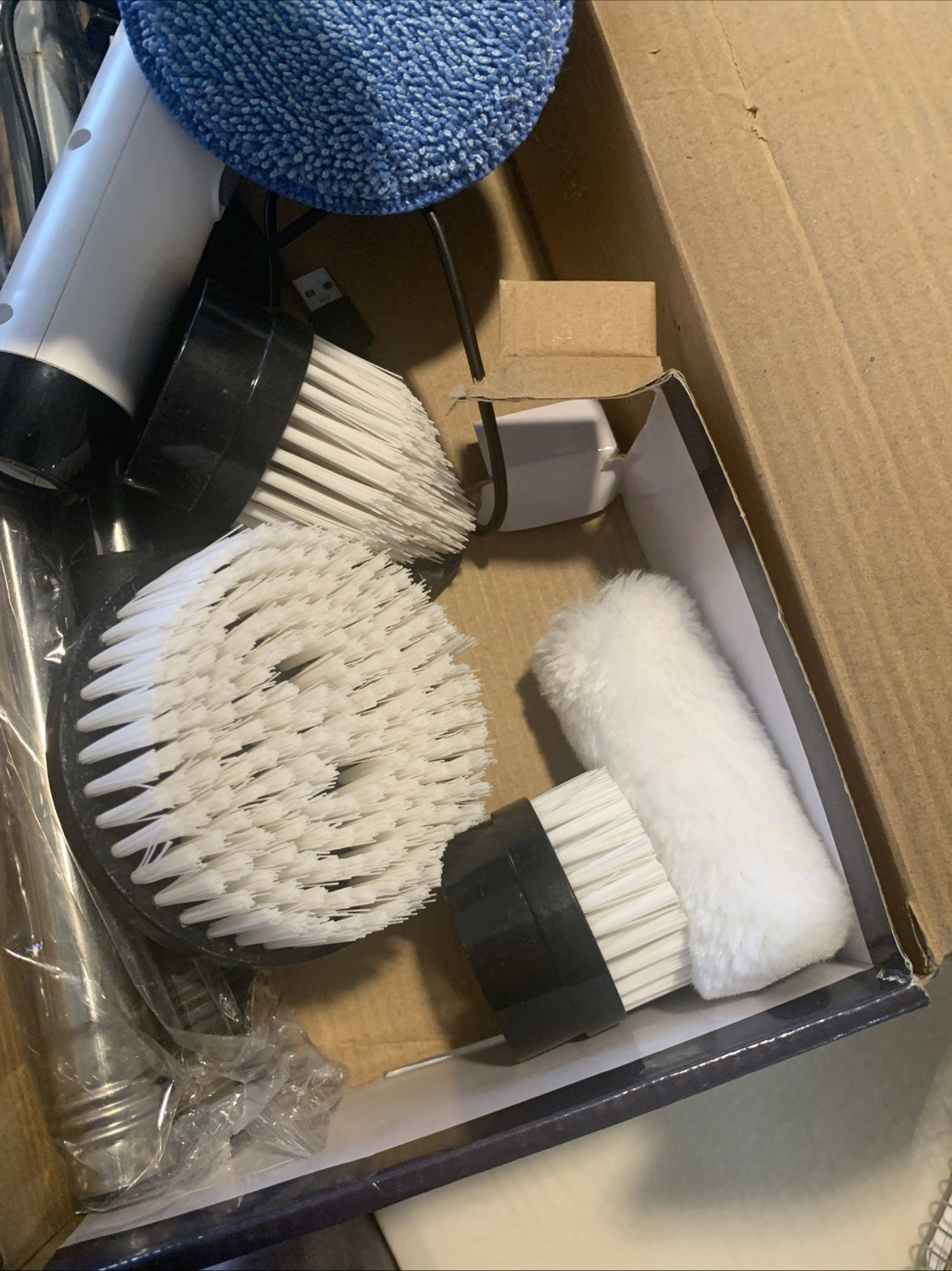 Onejoy Cordless 8 in 1 Electric Spin Scrubber3