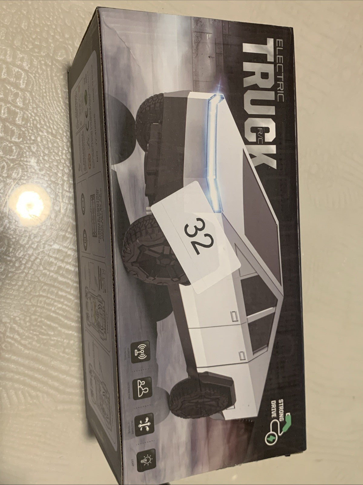Cyberpickup Truck 1:14 Remote Control Scale Rechargeable 2.4Ghz Realistic Model7