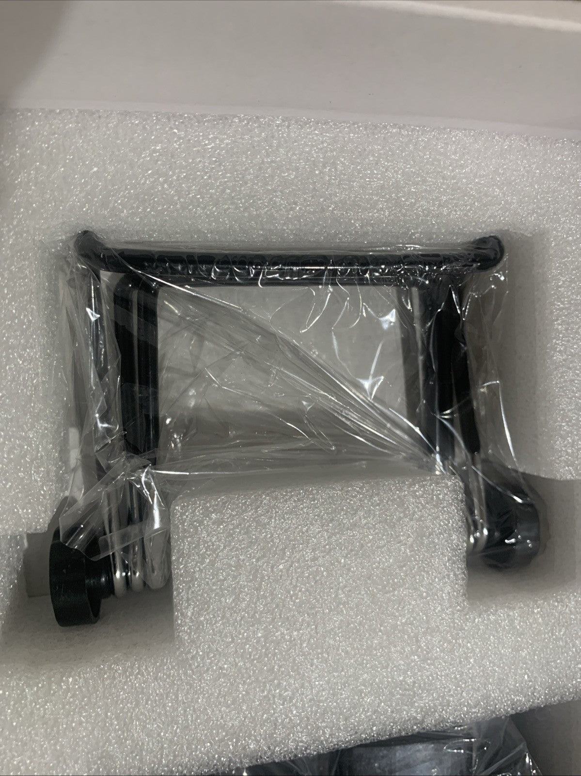 Portable Rectangular Shape Monitor High Definition LED Display HD-103 1920X1080p4