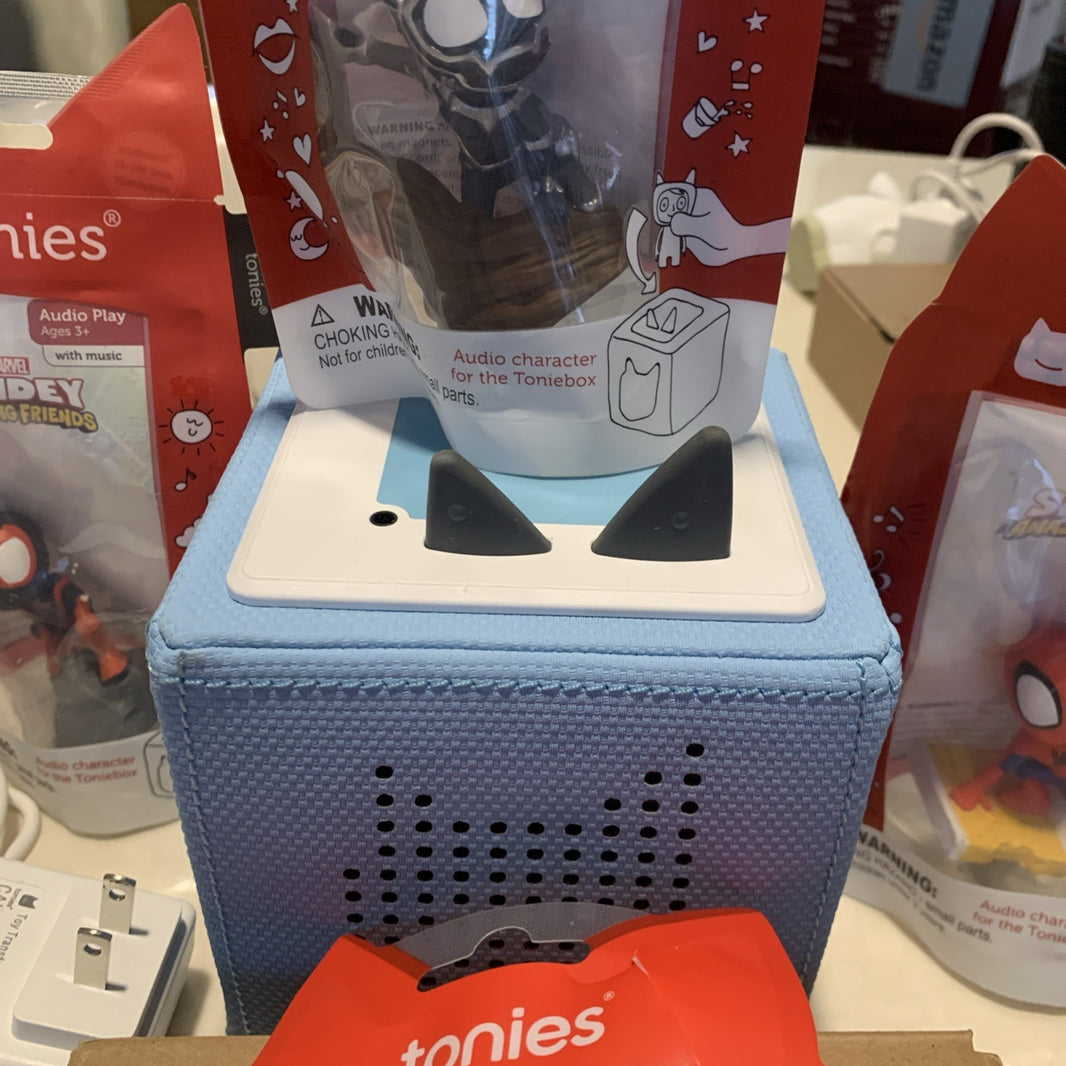 Tonies Toniebox Audio Box Player Light Blue No Box With 4 Tonies Figures See Pic1