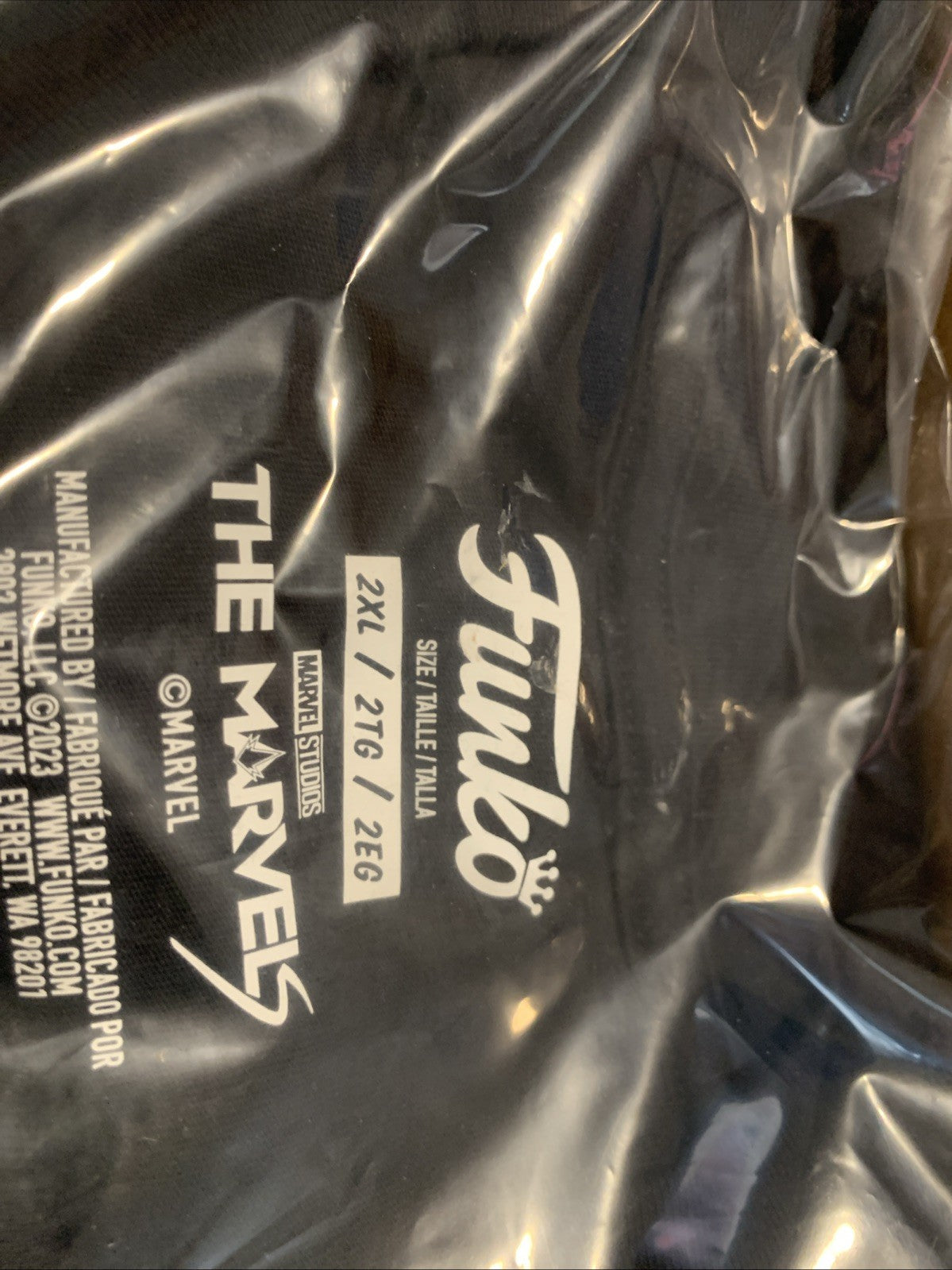 Funko Pop The Marvels - Marvel Collector Corps Box - Shirt Size 2 XL, Captain Ma2
