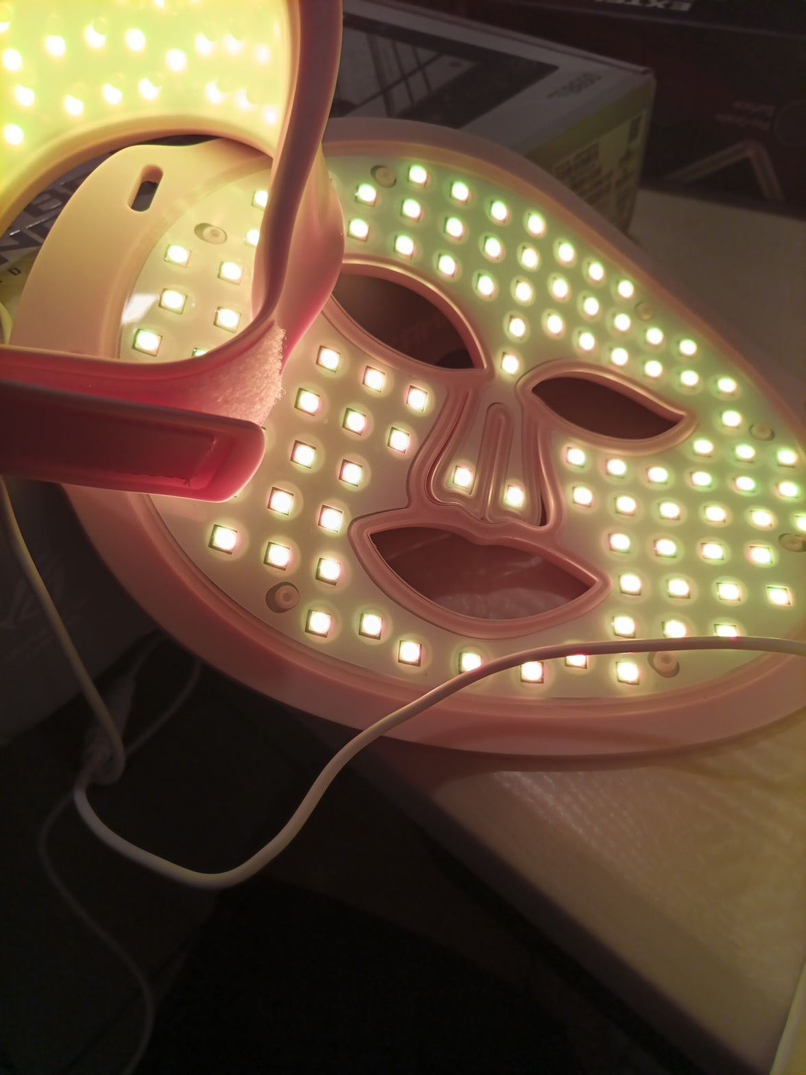Skin Rejuve Beauty Device iFae Light Therapy for Face And Nec, Multi Color Light17
