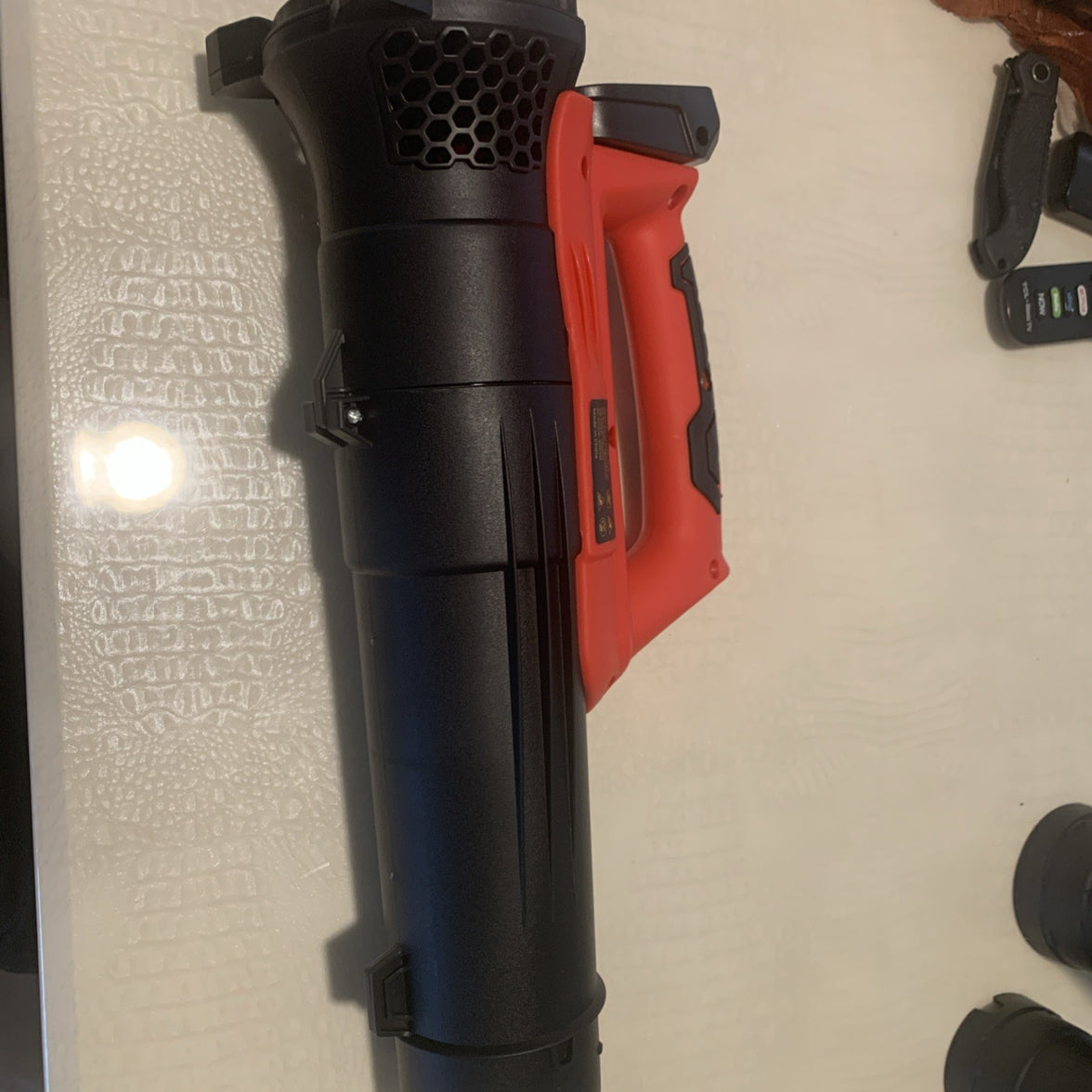 LEAPFUL LEAF BLOWER 21V CORDLESS ELECTRIC BLOWER LP69 - Red - Tool Only0