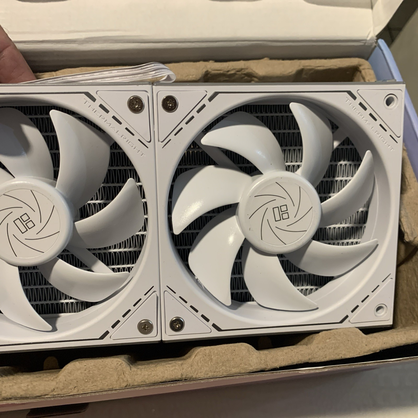 Thermalright FI360 WHITE water-cooled heat sink  need silicon gel13