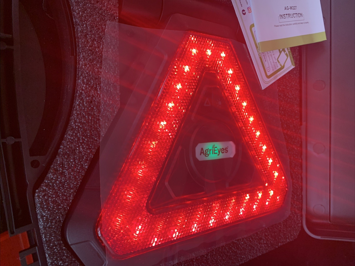 Agrieyes USB-C Rechargeable Emergency Triangle Lights, Portable Flashing LED ...8
