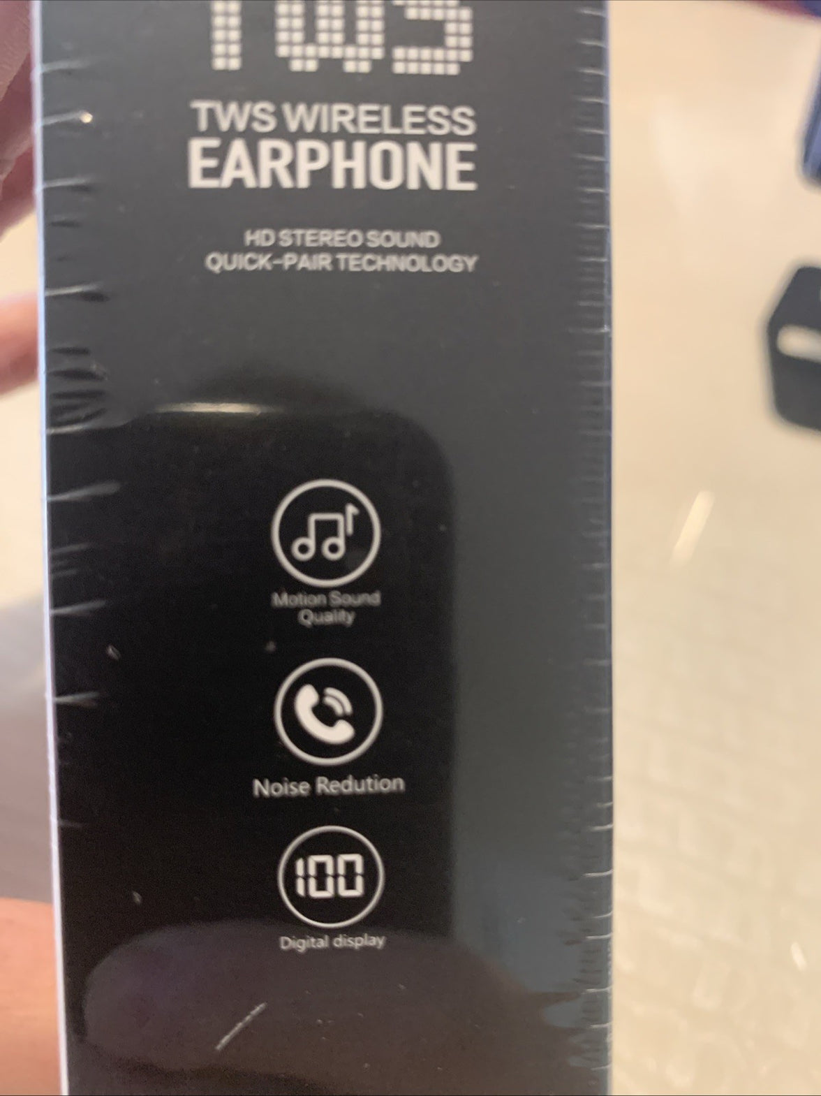 TWS Wireless Earbud Earphones HD W/translation Capabilities New M62 V5.462