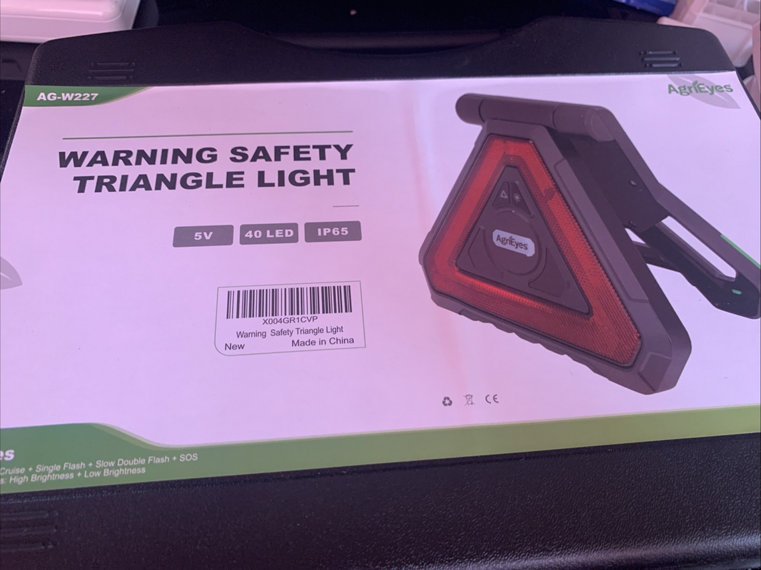 Agrieyes USB-C Rechargeable Emergency Triangle Lights, Portable Flashing LED ...0