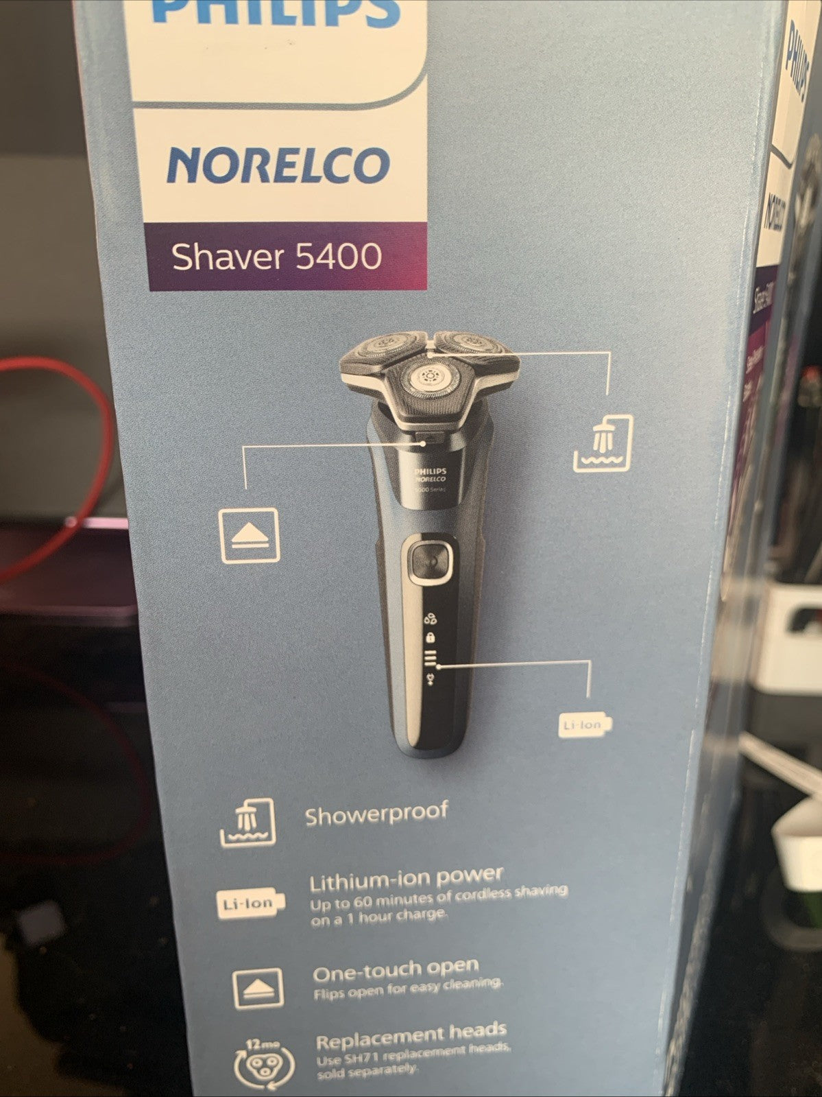 Philips Norelco Shaver 5400 Wet & Dry Rechargeable Shaver S5880/8111