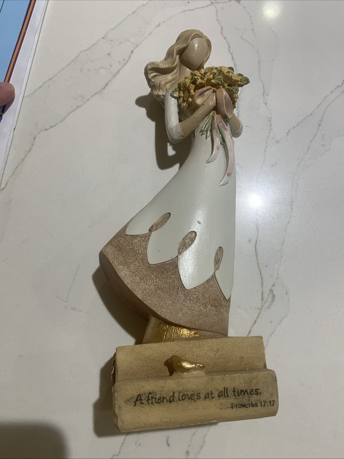 Enesco-Legacy of Love - Friend Flowers Figurine - 40247080
