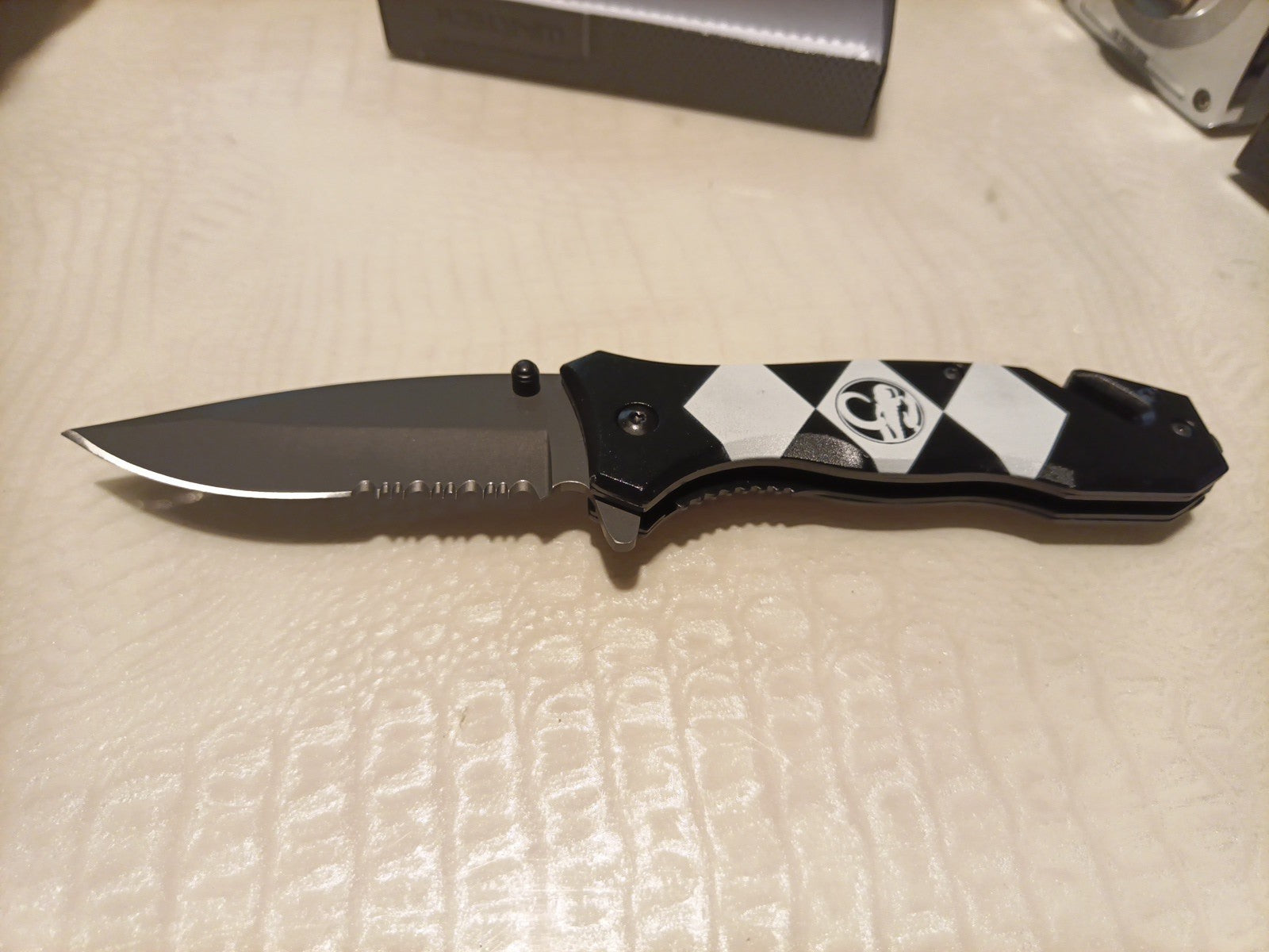 Black Power Ranger Pocket Knife Spring Assisted EDC Blade, Glass Breaker & Seatb0