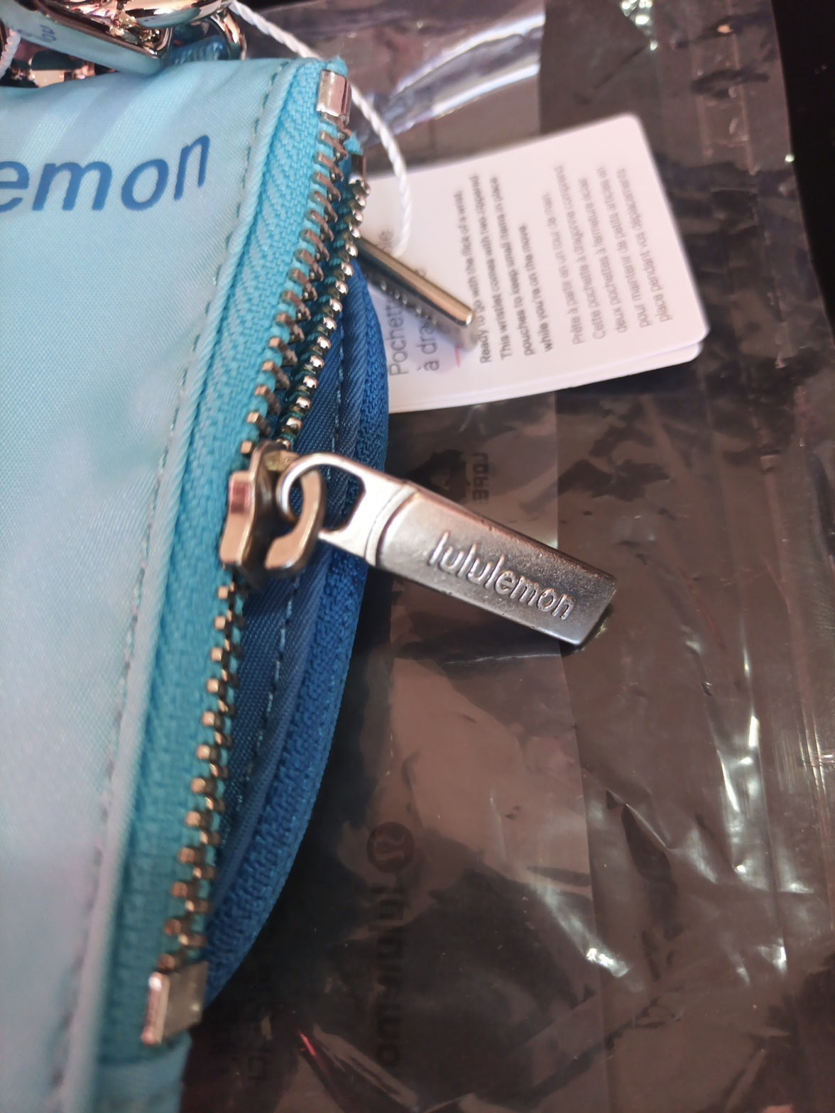 Lululemon Dual Pouch Wristlet PDGR VPOR Blue NWT One Size1