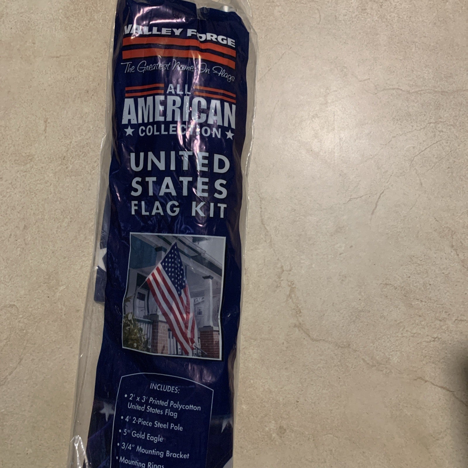Valley Forge Poly/Cotton 3' x 2' American Flag w/ 4 ft Pole Kit & 5" Eagle ◽️0