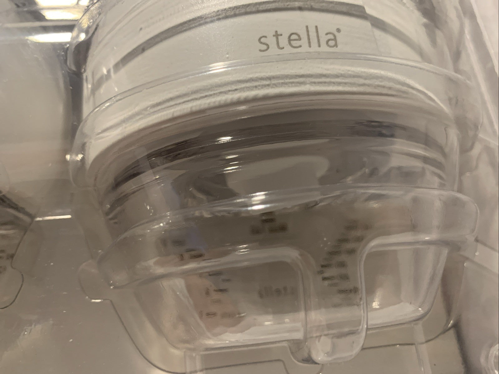 Stella T4 Premier Wearable Breast Pump Wear Pump Store Feed All-In-1 Open Box7