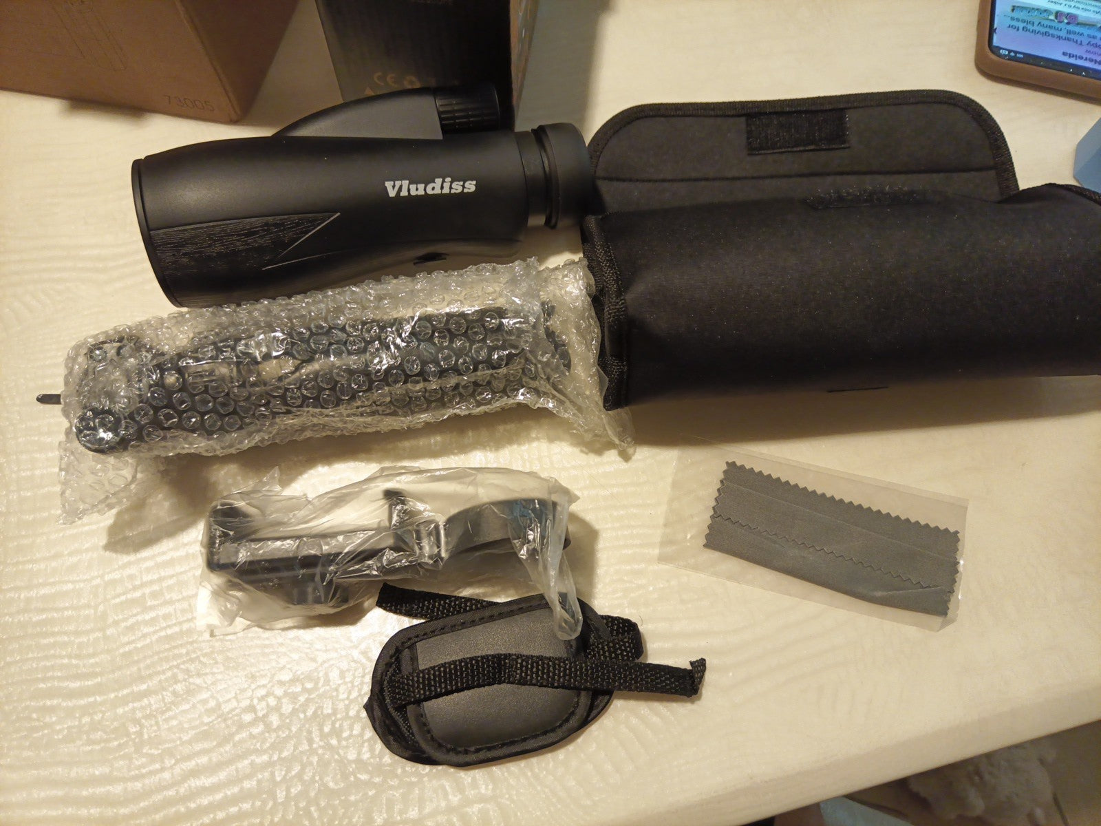 Powerful 12X60mm Telescope Spotting Scope Black With Phone Attachment & Tripod6
