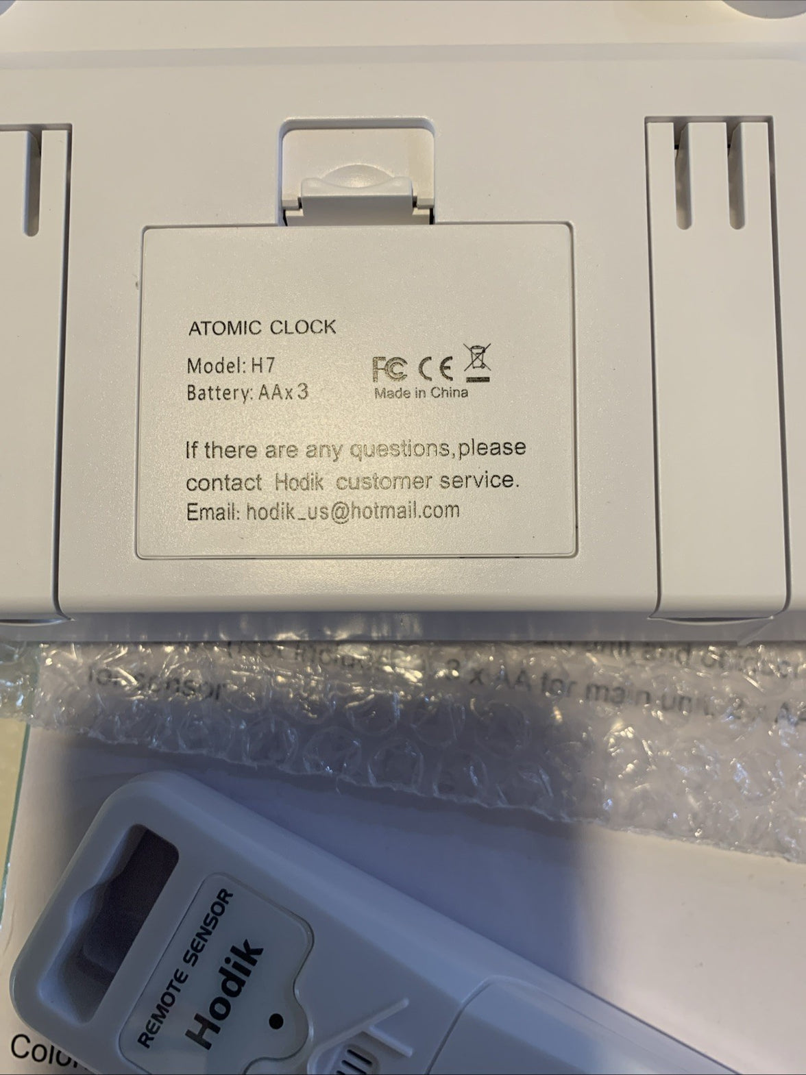 Hodik Atomic Clock With Indoor/Outdoor Temperature With Backlight11