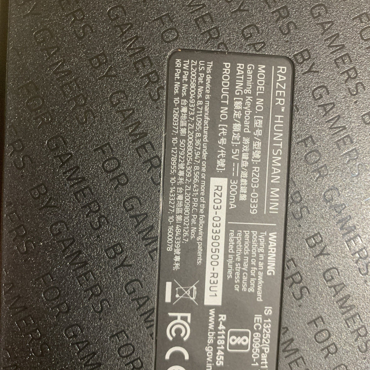 Wired Razer Huntsman Mini Analog18