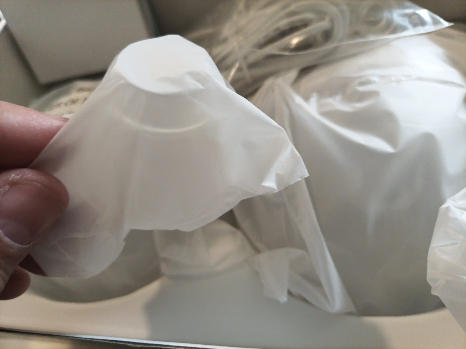 Paruu P16 Wearable Breast Pumps Pair4