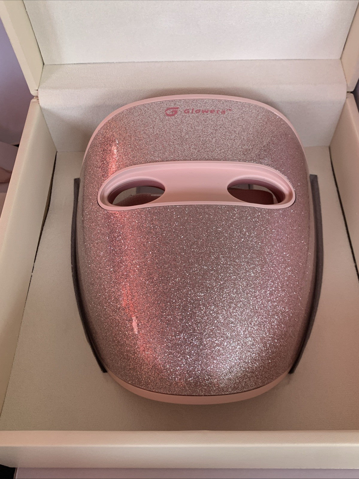 Glowera 4-in-1 LED light therapy face mask. On Sale Save $$$$$ TODAY5