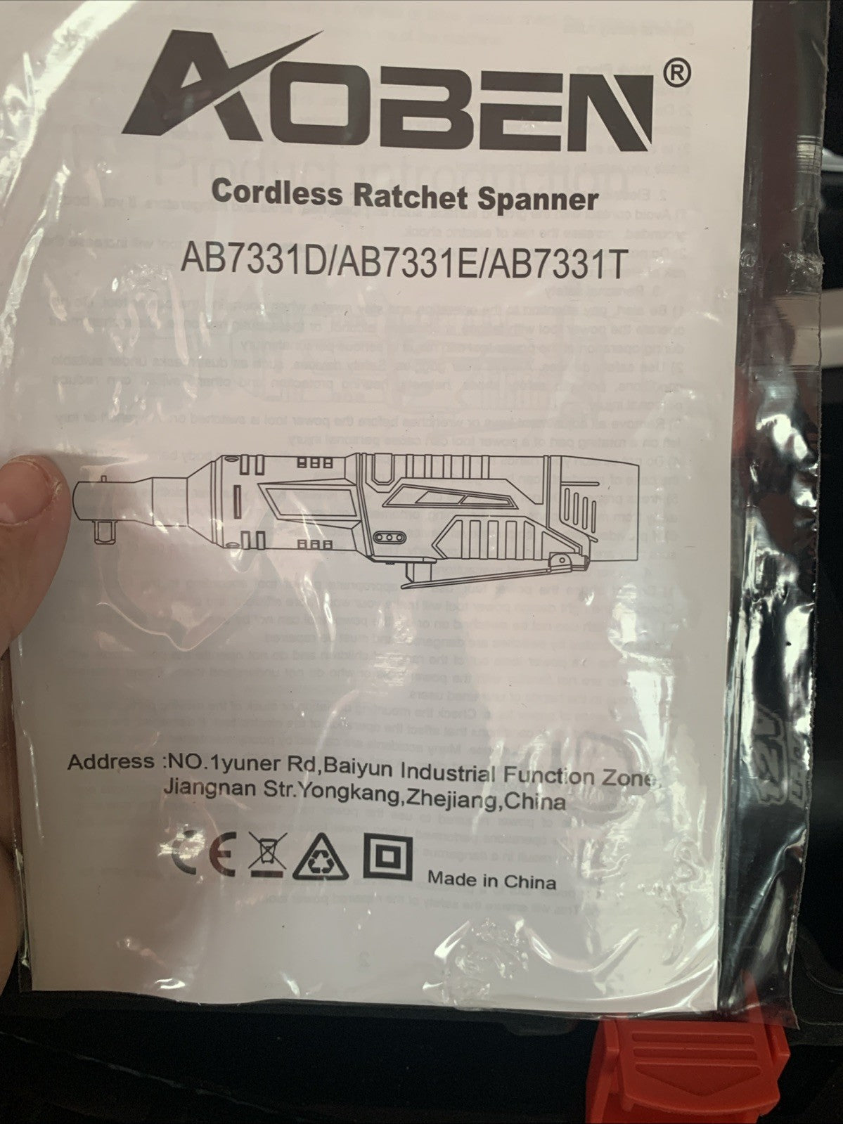 Cordless Electric Ratchet Wrench Set, 3/8" 12V Power Ratchet Tool Kit with 2 Pac8