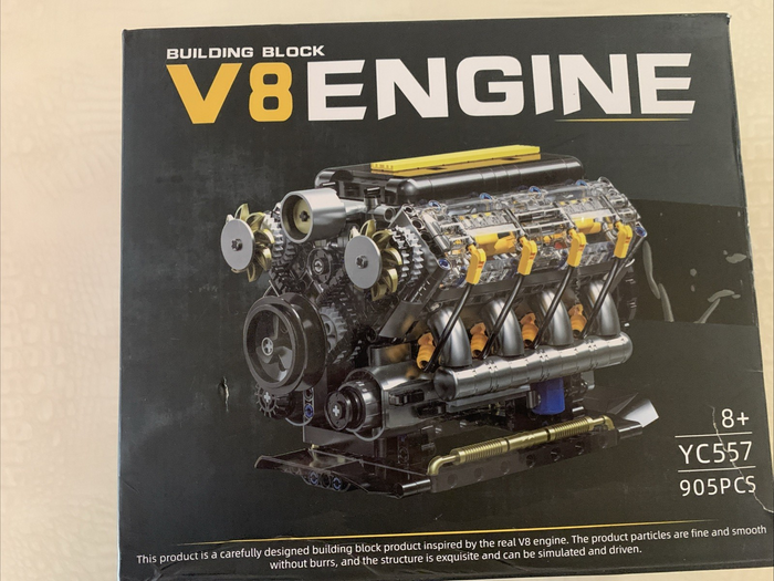 Mechanical V8 Engine Model 905 Pieces Building Blocks Yc5570