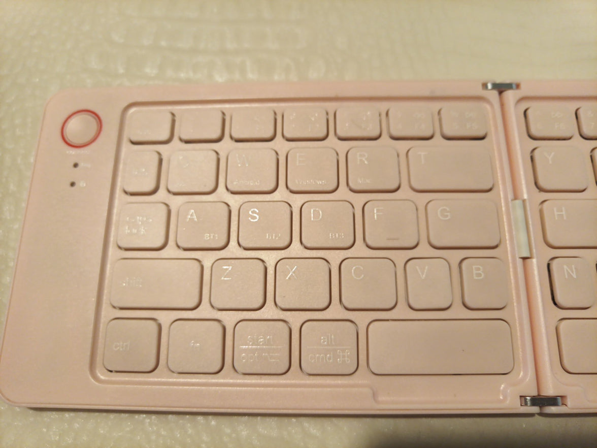 Wireless Foldable Mini Keyboard 3-System Compatible for Tablet/Phone/Laptop1