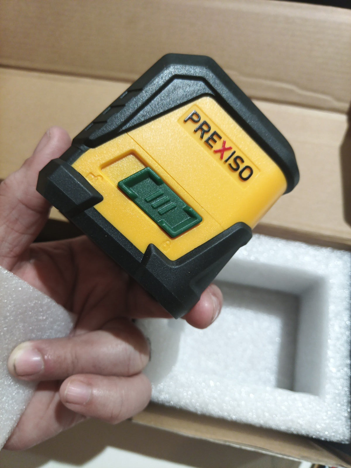 Prexiso 65FT Laser Level Self Leveling Cross-Line Laser Green Beam w/Mount Clamp8