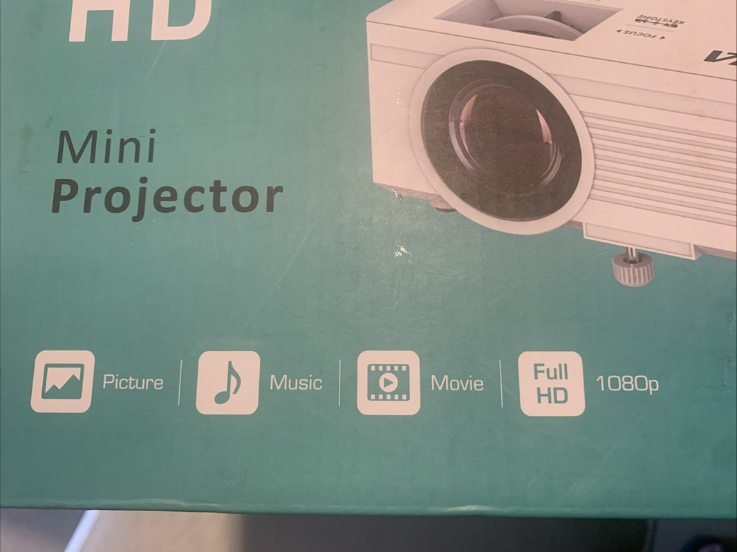 Fullja Mini Projector HD HDMI USB AV Home Theater Portable Video Projector1