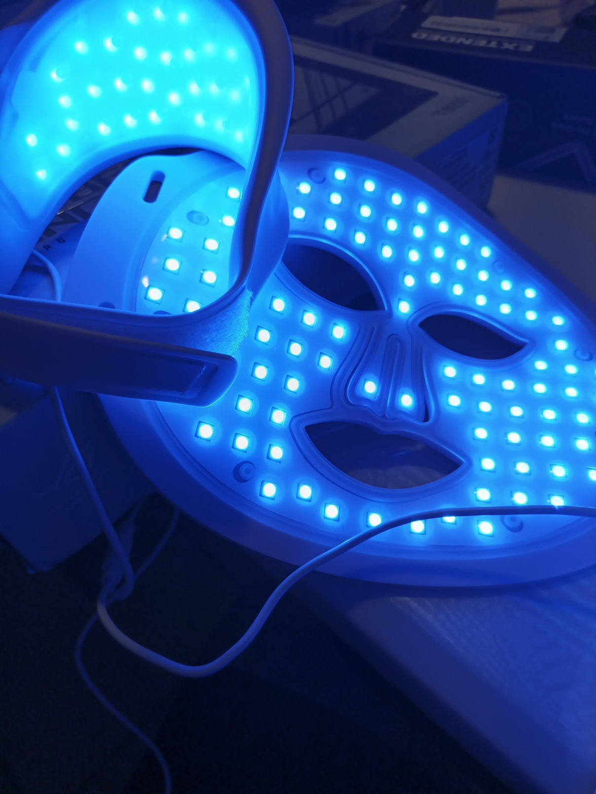 Skin Rejuve Beauty Device iFae Light Therapy for Face And Nec, Multi Color Light11