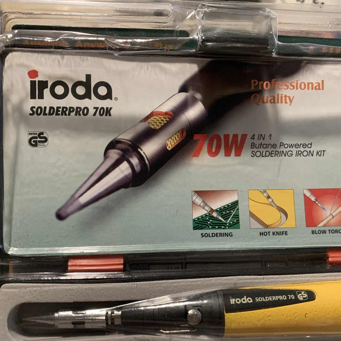 IRODA SolderPro 70K Cordless Butane Gas Soldering Iron 4-In-1 Kit 25-80W1