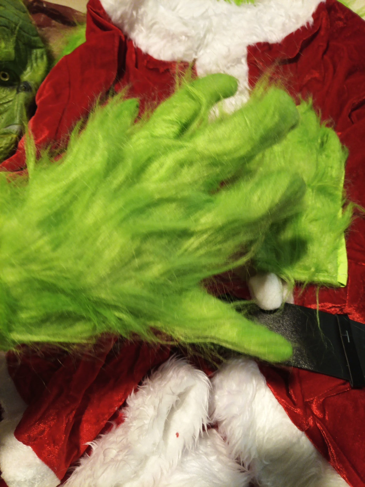 Adult Grinch Costume Mask And Outfit 6 Piece. MASK Might Scare The Kids.  US XL9