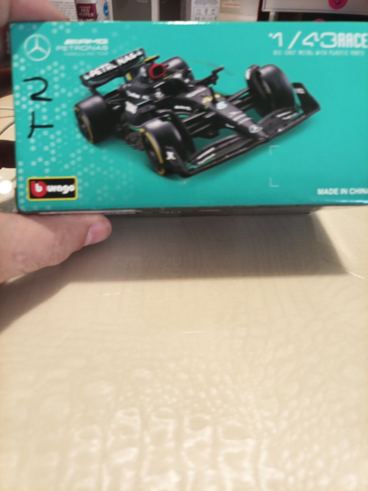 New Bburago 2023 Mercedes AMG F1 W14 E Performance George Russell #44 1:43 Scale9