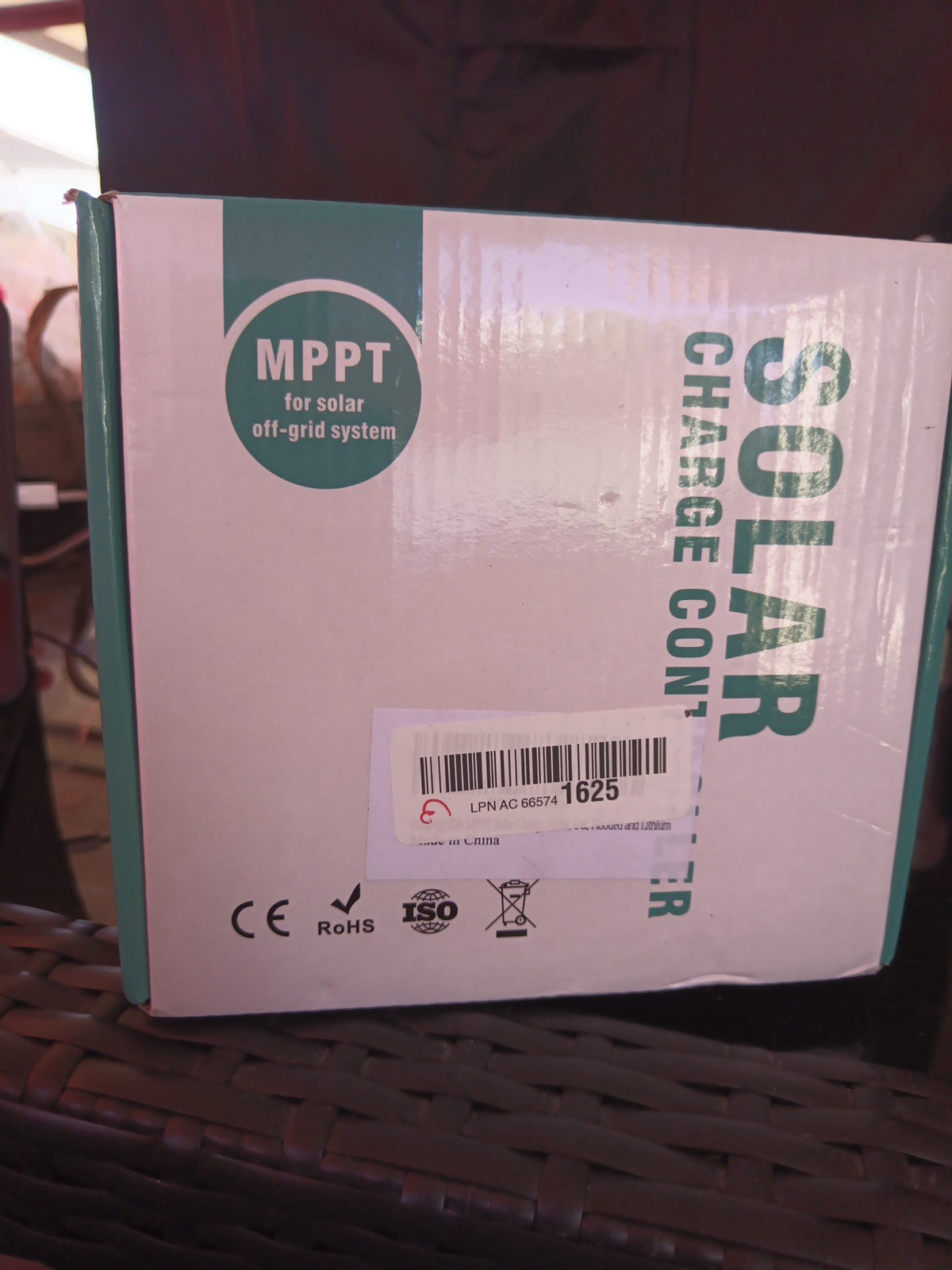 MPPT Solar Charge Controller, 20A 12V 24V Solar Controller0