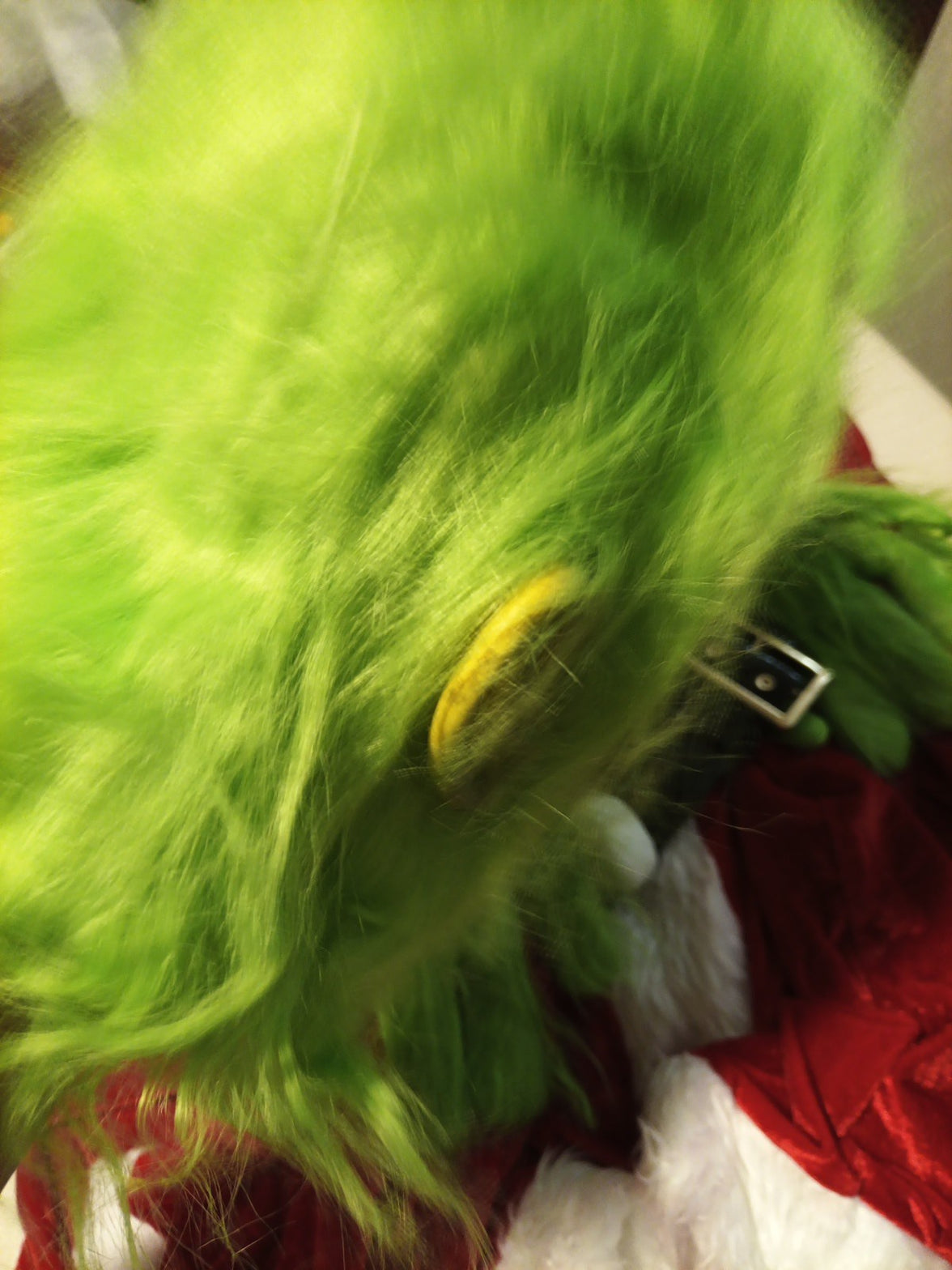 Adult Grinch Costume Mask And Outfit 6 Piece. MASK Might Scare The Kids.  US XL5