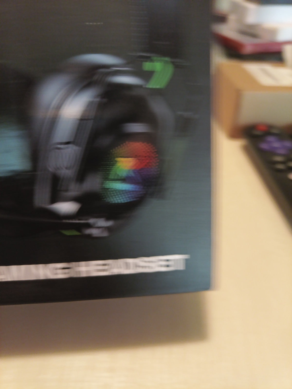 KRYSENIX KGH2 wireless gaming headset1