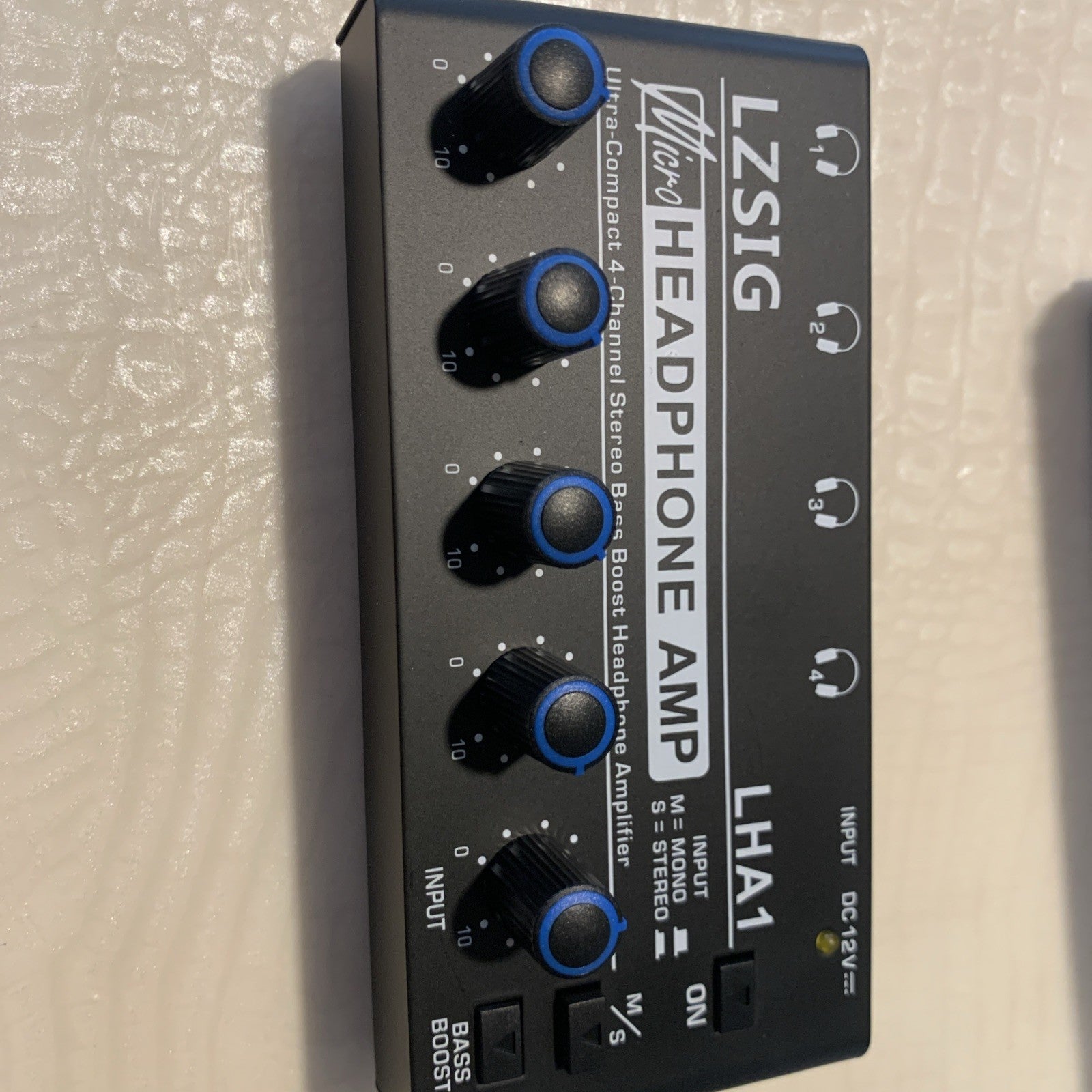 LZSIG Ultra Low Noise 4-Channel Stereo Headphone Amp. *New* [E2 33]10