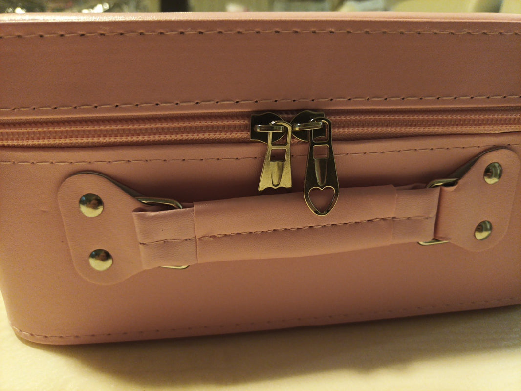 Great Quility Labubu Makeup Case W/Mirror Pink1