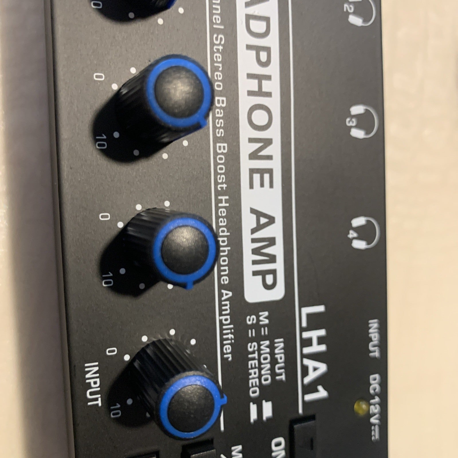 LZSIG Ultra Low Noise 4-Channel Stereo Headphone Amp. *New* [E2 33]12