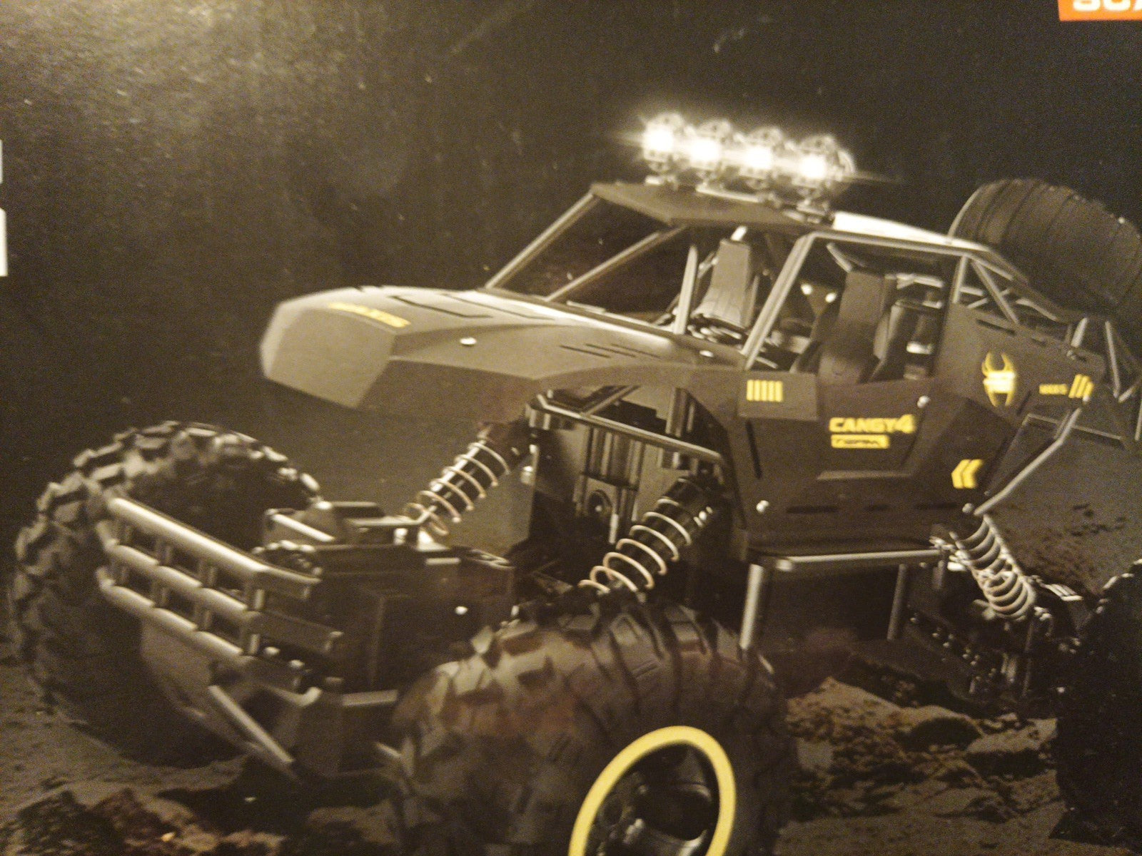Yihanyu Rock Crawler 1:12 2.4G High Speed Off Road Truck RC Car Vehicle Remote2