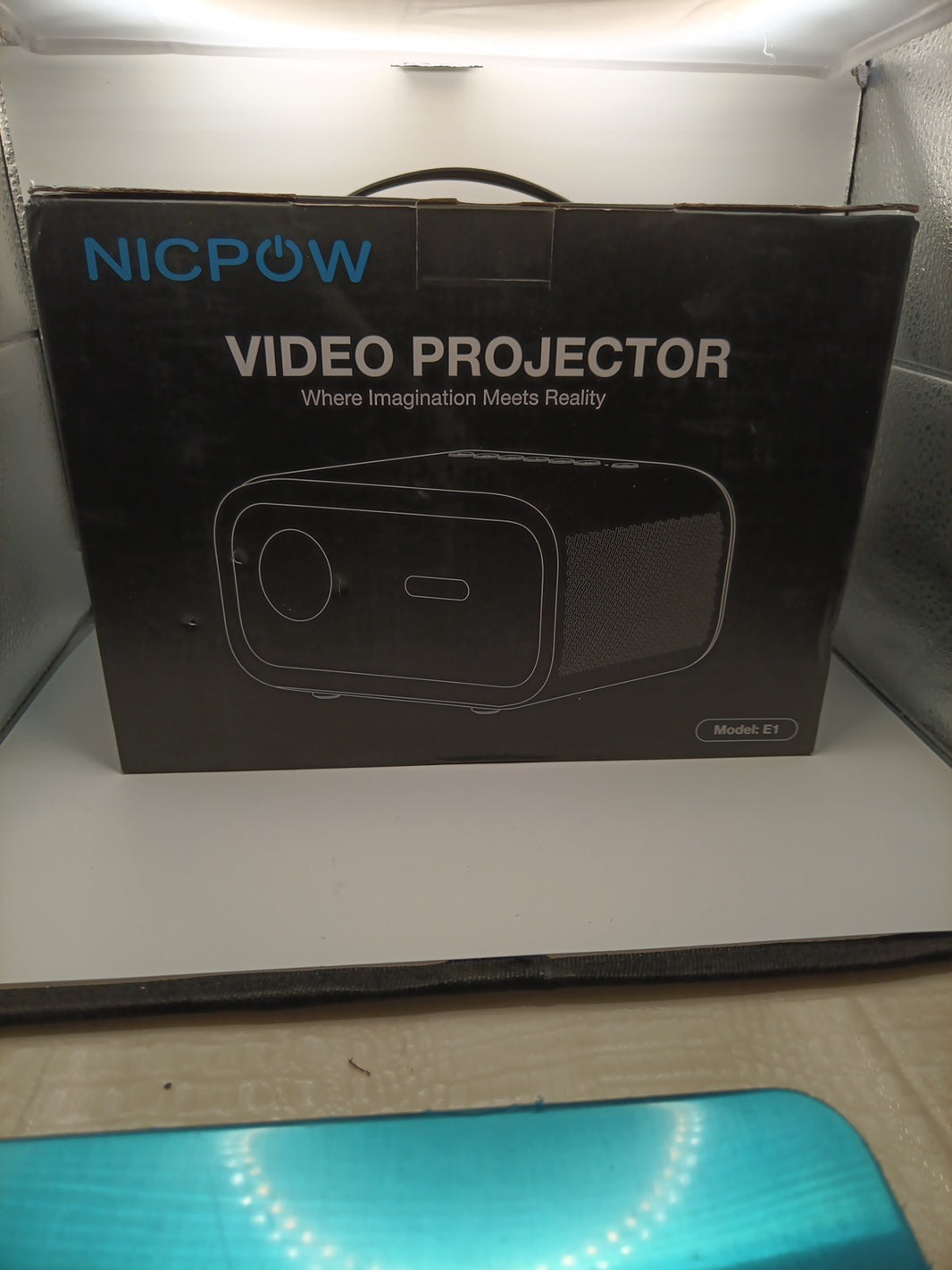 Nicpow VIDEO PROJECTOR WITH WI-FI AND AUTO FOCUS KEYSTONE BLUETOOTH 1080P0