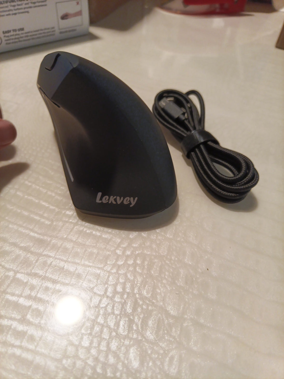 Wireless Ergonomic Mouse3